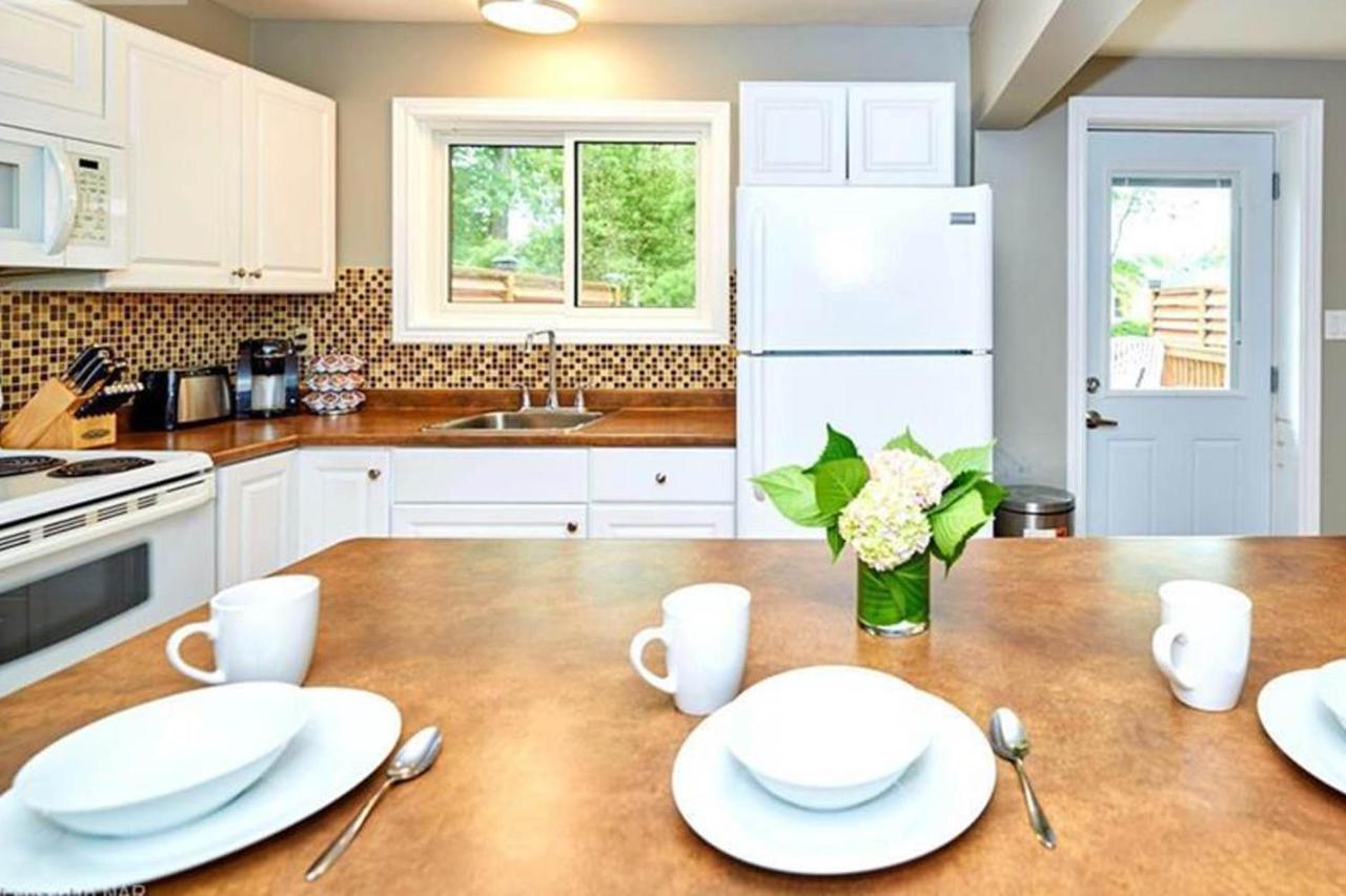 Maple Tree Cottage License # 058-2022 Niagara-on-the-Lake Екстериор снимка